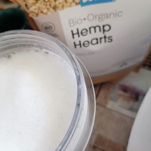 recenzie-hemp-milk-3.jpeg