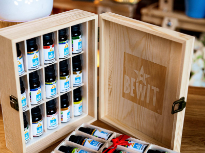 Caja de madera con 30 orificios para frascos de 5 y 15 ml - Suplemento - 6