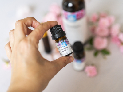 Geranium Bourbon eeterlik õli - 100% puhas ja looduslik eeterlik õli - 5