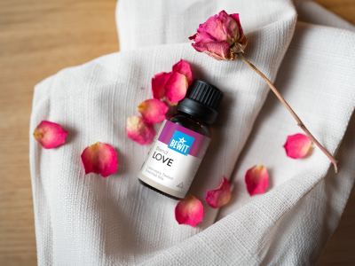 Love ēteriskā eļļa - 100% tīra un dabīga CTEO® ēterisko eļļu maisījums - 4