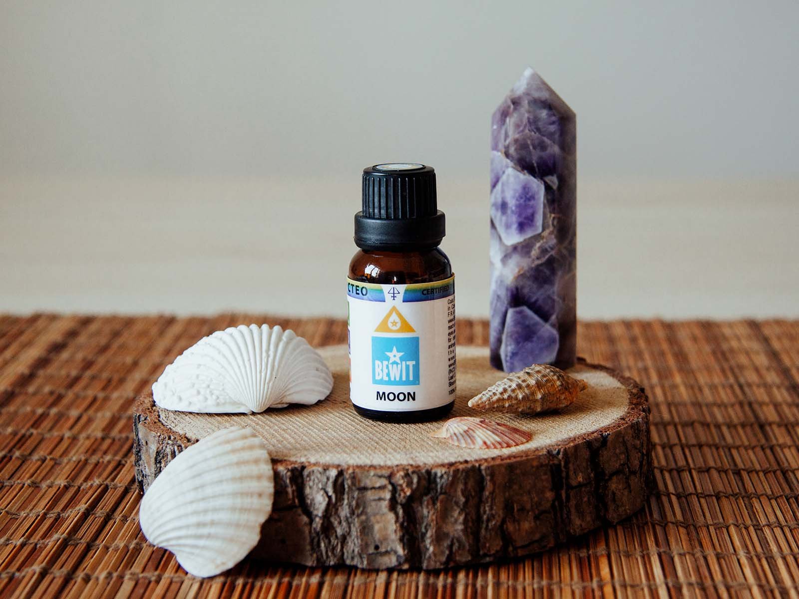 BEWIT MOON - A wonderful blend of the essential oils - 3
