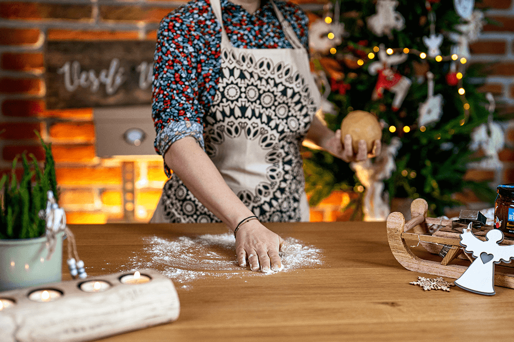 Essential Cooking | Vegan Linzer Biscuits with BEWITELLA Merry Christmas